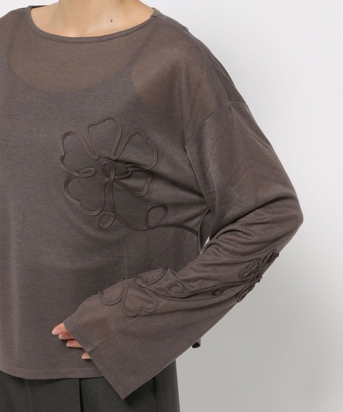 mysty woman（ミスティウーマン）の「フラワーコード刺繍プルオーバー　150087（Tシャツ/カットソー・レディース・オフホワイト/チャコールグレー/ブラック・FREE）」の14枚目の写真