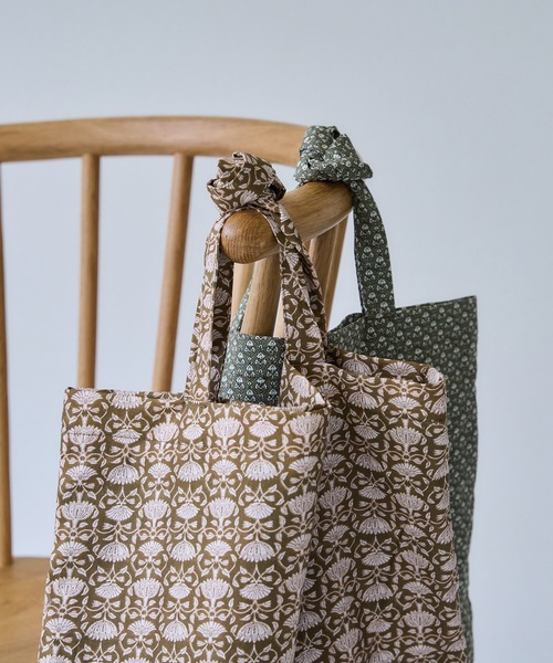 contra bo nepre(コントラ ボ ネプレ )の「【contra bo nepre/コントラ ボ ネプレ】トートバッグ USINE pattern tote bag RURIGIKU(トートバッグ・レディース・ブラウン・FREE)」の3枚目の写真