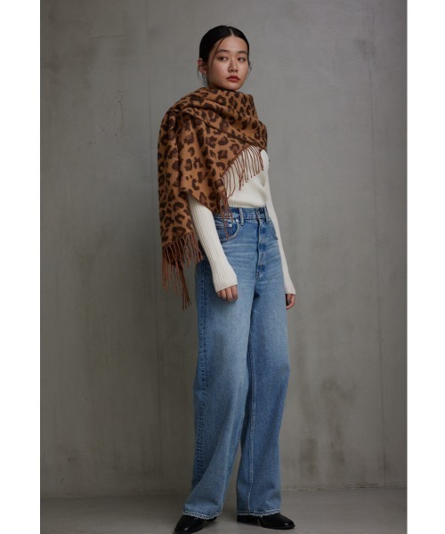 AZUL by moussy（アズールバイマウジー）の「ビッグレオパードストール（ストール/ショール・レディース・グレー系その他/ブラウン系その他・FREE）」の5枚目の写真