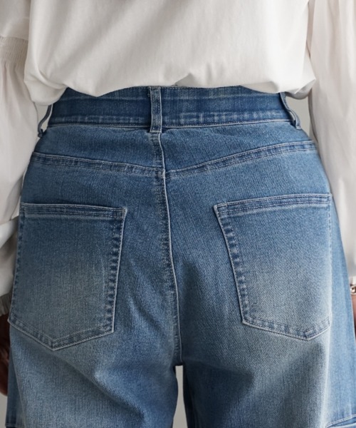 HUG.U(ハグユー)の「最強シルエット ストレッチデニムパンツ(デニムパンツ・レディース・ブルー系/ネイビー系/ワンウォッシュ・L/M/S/LL)」の16枚目の写真