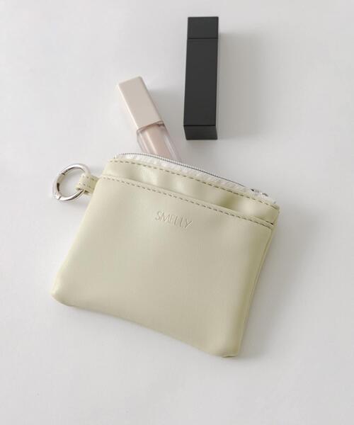 SMELLY（スメリー）の「マルチミニポーチ（ポーチ・レディース・シルバー/イエロー系その他/ブラック/ゴールド/ブルー・-）」の13枚目の写真