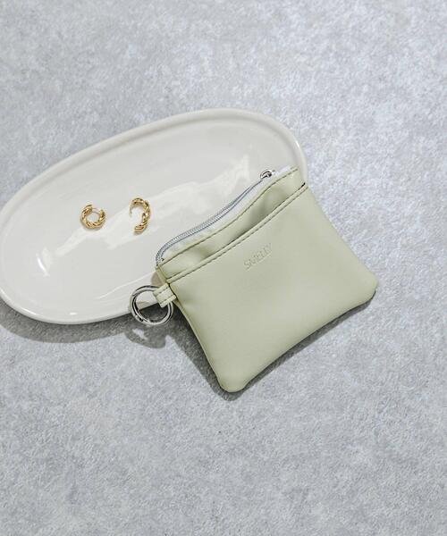 SMELLY（スメリー）の「マルチミニポーチ（ポーチ・レディース・シルバー/イエロー系その他/ブラック/ゴールド/ブルー・-）」の17枚目の写真