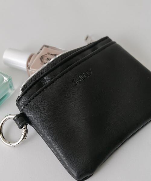 SMELLY（スメリー）の「マルチミニポーチ（ポーチ・レディース・シルバー/イエロー系その他/ブラック/ゴールド/ブルー・-）」の21枚目の写真