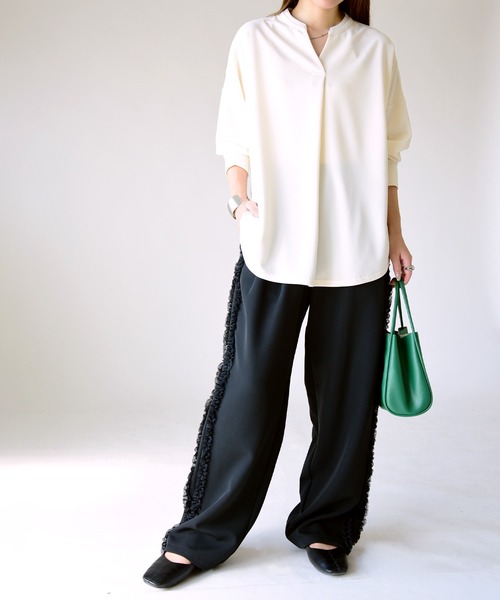 and it_(アンドイット)の「サイドフリルパンツ(その他パンツ・レディース・アイボリー/ブラック/チャコール・M)」の11枚目の写真