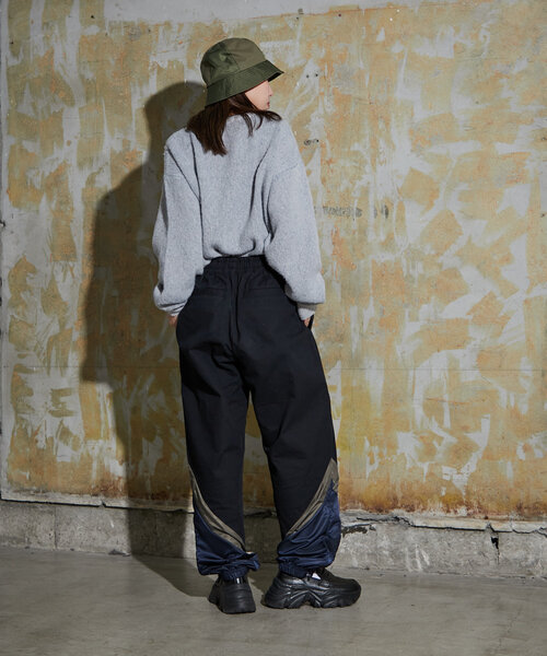 CIAOPANIC（チャオパニック）の「【mi-ry by CIAOPANIC】ナイロン切り替えパンツ（その他パンツ・レディース・ブラック/オリーブ・LARGE/MEDIUM）」の11枚目の写真