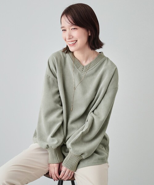 Cutie Blonde（キューティーブロンド）の「◆【S-LL/体型カバー】異素材コーデュロイトップス（Tシャツ/カットソー・レディース・グリーン系/ブラウン系その他/アイボリー・04/03/02/01）」の3枚目の写真