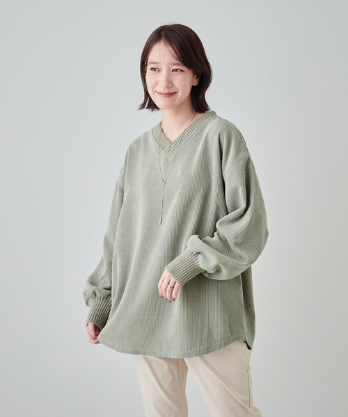 Cutie Blonde（キューティーブロンド）の「◆【S-LL/体型カバー】異素材コーデュロイトップス（Tシャツ/カットソー・レディース・グリーン系/ブラウン系その他/アイボリー・04/03/02/01）」の8枚目の写真