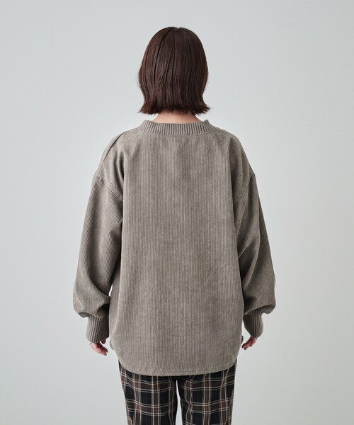 Cutie Blonde（キューティーブロンド）の「◆【S-LL/体型カバー】異素材コーデュロイトップス（Tシャツ/カットソー・レディース・グリーン系/ブラウン系その他/アイボリー・04/03/02/01）」の18枚目の写真