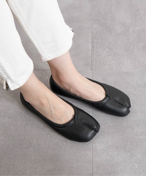 Fabby fabby（ファビィーファビィー）の「足袋パンプス（パンプス・レディース・シルバー/ブラック・SMALL/LARGE/MEDIUM）」の21枚目の写真