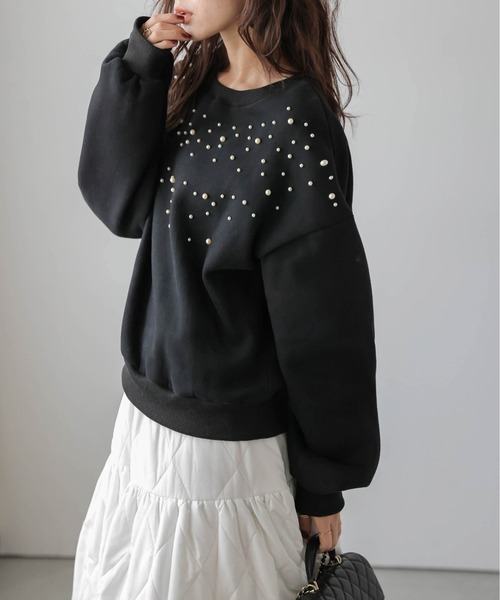 SUGAR BISKET(シュガービスケット)の「裏起毛 ランダムパール スウェット(スウェット・レディース・グレー/ブラック・フリー)」の5枚目の写真