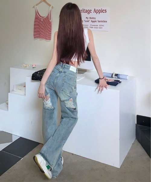 kirakiraShop(キラキラショップ)の「ヴィンテージ ライク ハイウエスト クラッシュ デニム(デニムパンツ・レディース・ブルー・S/M/L/XL)」の6枚目の写真
