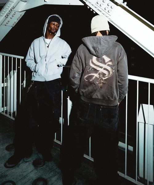 トップス SUPPLIER Vintage Wash Studs Cross Hoodie Vintage Wash Studs Cross Hoodie｜SUPPLIER｜フーディー