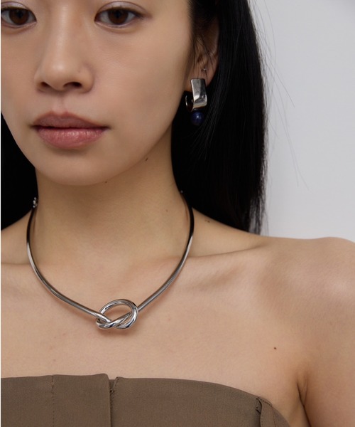 AIC.（エーアイシー）の「ノットデザインチョーカー（チョーカー・レディース・シルバー/ゴールド・FREE）」の2枚目の写真