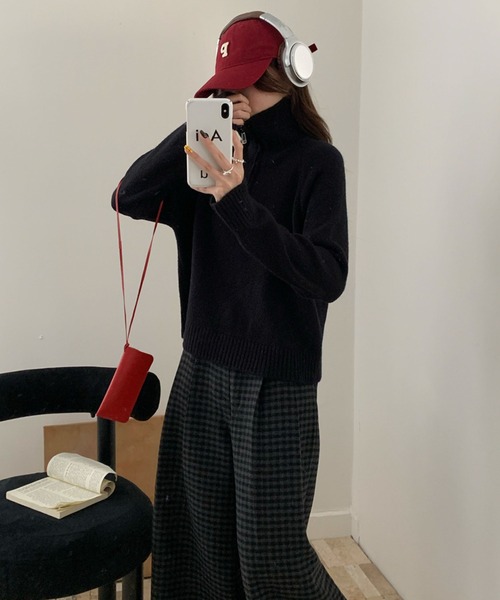 2ly2(トゥーリートゥー)の「ハーフジップ♪ゆったりフィットの万能ニット(ニット/セーター・レディース・グレー/ベージュ/ブラック/ホワイト・FREE)」の12枚目の写真