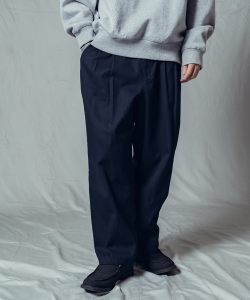 Subciety(サブサエティ)の「2tack wide balloon pants(チノパンツ・メンズ・ナチュラル/ダークネイビー/ブラック/オフホワイト・マルチサイズ)」の4枚目の写真