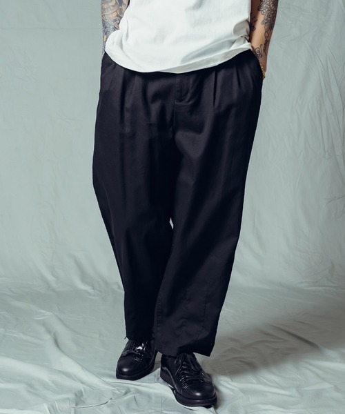 Subciety(サブサエティ)の「2tack wide balloon pants(チノパンツ・メンズ・ナチュラル/ダークネイビー/ブラック/オフホワイト・マルチサイズ)」の7枚目の写真