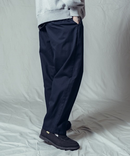 Subciety(サブサエティ)の「2tack wide balloon pants(チノパンツ・メンズ・ナチュラル/ダークネイビー/ブラック/オフホワイト・マルチサイズ)」の11枚目の写真