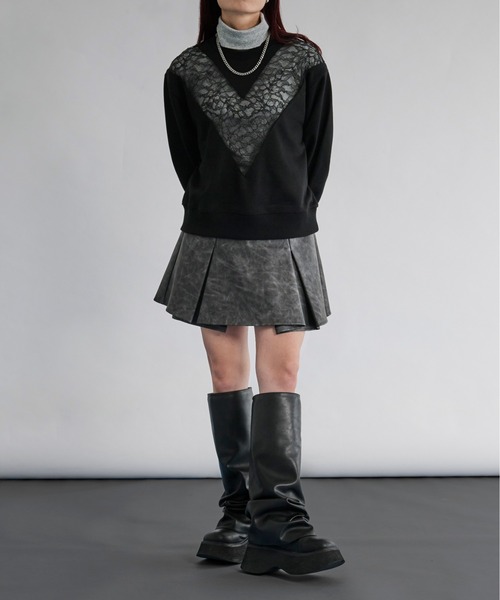 Ellno de Mavie（エルノデメヴィ）の「Vレースキリカエスウェット（スウェット・レディース・ブルー/ブラック・FREE）」の6枚目の写真