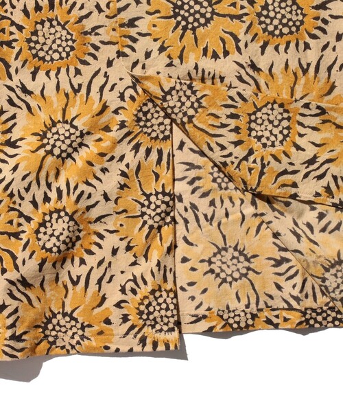 BEAMS PLUS（ビームスプラス）の「サンフラワー プリント オープンカラー シャツ（シャツ/ブラウス・メンズ・ブルー/イエロー・S/XL/M/L）」の21枚目の写真