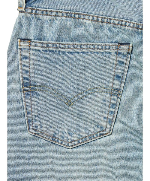 Levi's(リーバイス)の「Levi's/リーバイス 501(R) ジーンズ ミディアムインディゴ(デニムパンツ・メンズ・インディゴブルー・W28 L32/W29 L32/W30 L32/W31 L32/W32 L32/W33 L32/W34 L32/W36 L32)」の11枚目の写真