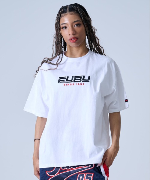 FUBU（ フブ）の「FUBU フブ ブランド ロゴ 刺繍 アメカジ クルーネック オマージュ 半袖 Tシャツ ティーシャツ（Tシャツ/カットソー・メンズ・ホワイト/ブラック/イエロー・M/L/XL/XXL）」の15枚目の写真