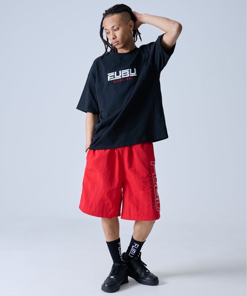 FUBU（ フブ）の「FUBU フブ ブランド ロゴ 刺繍 アメカジ クルーネック オマージュ 半袖 Tシャツ ティーシャツ（Tシャツ/カットソー・メンズ・ホワイト/ブラック/イエロー・M/L/XL/XXL）」の20枚目の写真