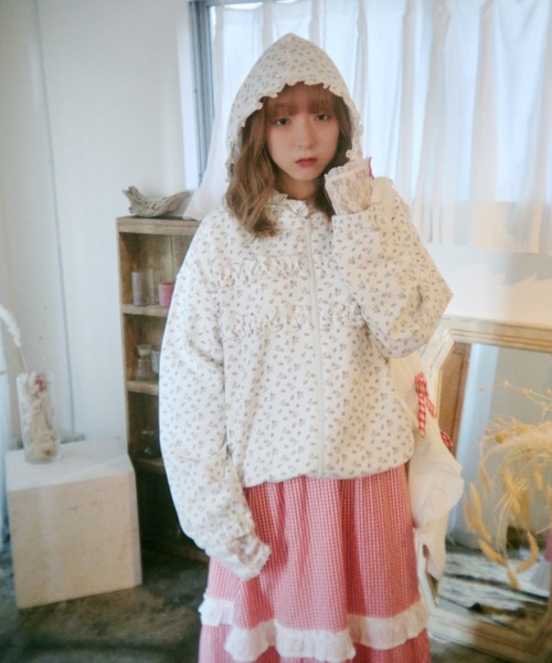 【クティールとレトロ】ドローコード付き花柄フリルフーディー　ブルー　kutir クティールとレトロ】ドローコード付き花柄フリルフードパーカー