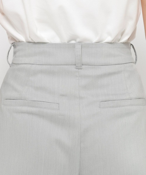 るい出品です LEPSIM（レプシィム） スラックス パンツ フロントタックスラックス