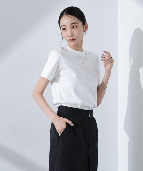 NANO universe(ナノユニバース)の「Anti SmellスムースシルケットクルーネックTシャツ(Tシャツ/カットソー・レディース・ベージュ/ホワイト/ブラック・FREE)」の12枚目の写真