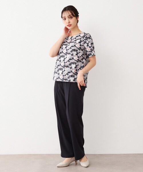 LAURA ASHLEY(ローラアシュレイ)の「【WEB限定/M-LL3サイズ/コットン100%/上下セット/洗える】リヴィエラ柄 セットアップ(セットアップ・レディース・ネイビー系・42/38/40)」の5枚目の写真