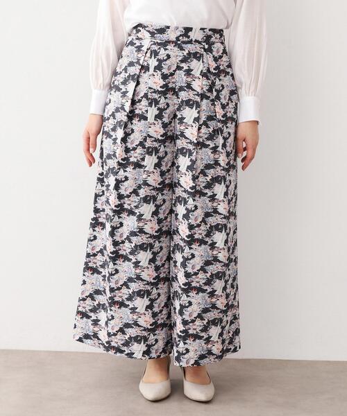 LAURA ASHLEY(ローラアシュレイ)の「【WEB限定/M-LL3サイズ/コットン100%/上下セット/洗える】リヴィエラ柄 セットアップ(セットアップ・レディース・ネイビー系・42/38/40)」の14枚目の写真