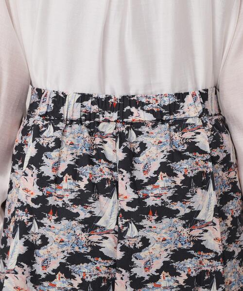 LAURA ASHLEY(ローラアシュレイ)の「【WEB限定/M-LL3サイズ/コットン100%/上下セット/洗える】リヴィエラ柄 セットアップ(セットアップ・レディース・ネイビー系・42/38/40)」の18枚目の写真