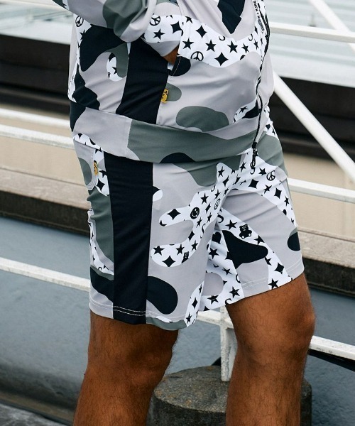 STUD MUFFIN(スタッドマフィン)の「STUD MUFFIN/スタッドマフィン/ストレッチナイロン スターグラムカモフラージュラッシュショーツ(その他パンツ・メンズ・その他2・2/3/4)」の1枚目の写真