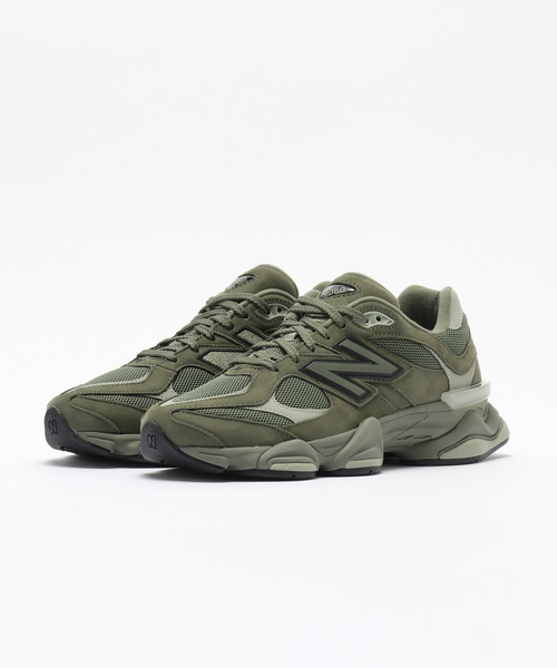 （ほぼ新品）New Balance UA700KH1 カーキ色　24cm New Balance ニューバランス スニーカー FRESH FOAM KHAKI