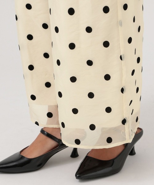 BAYFLOW（ベイフロー）の「[裏地付きで透けにくい]ドットオーガンジーパンツ（その他パンツ・レディース・ブラック/ベージュ/アイボリー・FREE）」の13枚目の写真