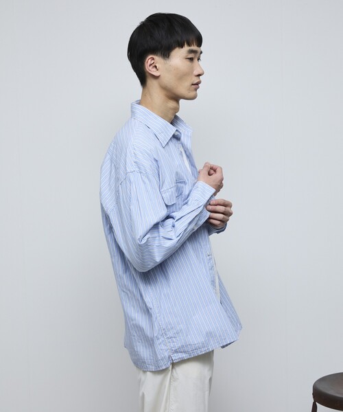 Firsthand（ファーストハンド）の「MA Firsthand/マ ファーストハンド BASICロゴ刺繍 オーバーサイズ ブロードワークシャツ ストライプ / レギュラーカラーシャツ / ダブルポケット 長袖シャツ（シャツ/ブラウス・メンズ・サックスブルー/ホワイト・L/M/MEDIUM/LARGE）」の10枚目の写真