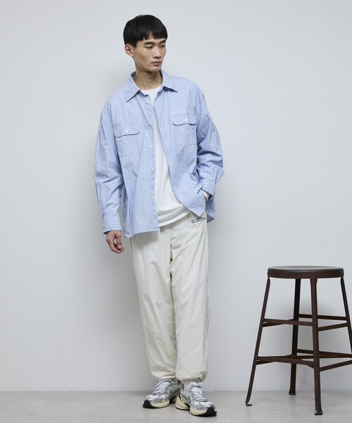 Firsthand（ファーストハンド）の「MA Firsthand/マ ファーストハンド BASICロゴ刺繍 オーバーサイズ ブロードワークシャツ ストライプ / レギュラーカラーシャツ / ダブルポケット 長袖シャツ（シャツ/ブラウス・メンズ・サックスブルー/ホワイト・L/M/MEDIUM/LARGE）」の12枚目の写真