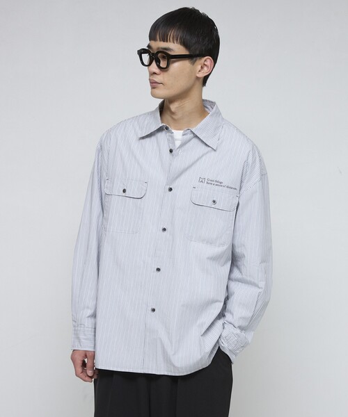 Firsthand（ファーストハンド）の「MA Firsthand/マ ファーストハンド BASICロゴ刺繍 オーバーサイズ ブロードワークシャツ ストライプ / レギュラーカラーシャツ / ダブルポケット 長袖シャツ（シャツ/ブラウス・メンズ・サックスブルー/ホワイト・L/M/MEDIUM/LARGE）」の22枚目の写真