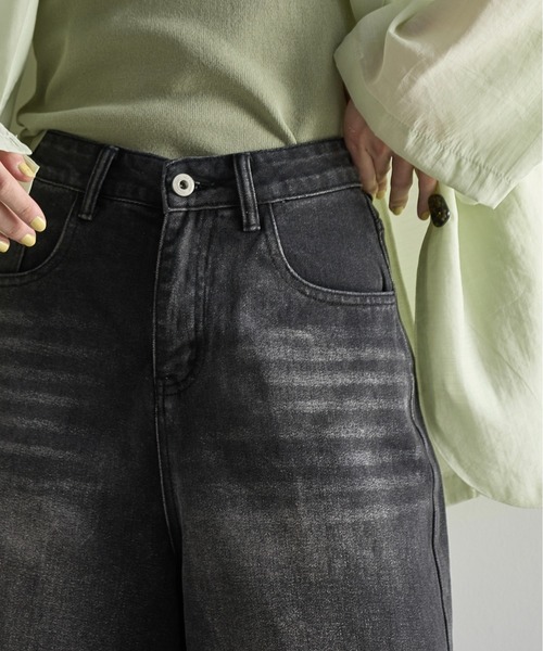 THE YOn（ザヨン）の「ガウチョデニムパンツ（デニムパンツ・レディース・ブラック/ライトブルー・M/S）」の7枚目の写真