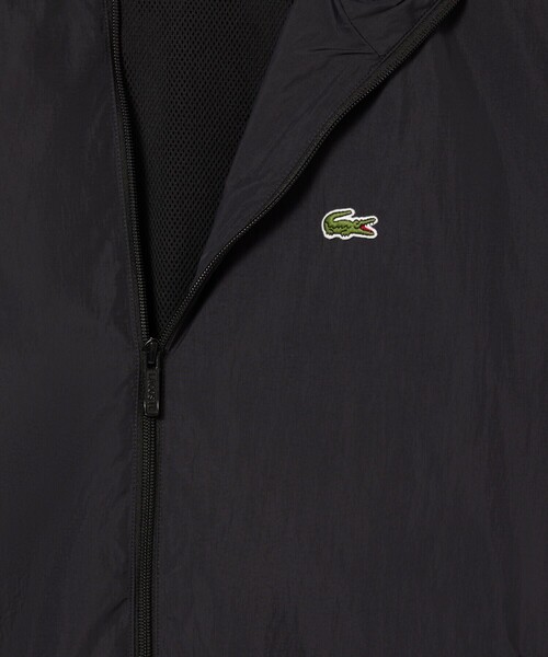 LACOSTE(ラコステ)の「ベーシックトラックジャケット(ブルゾン・メンズ・ブラック/グレイッシュブルー・46/48/50/52)」の7枚目の写真