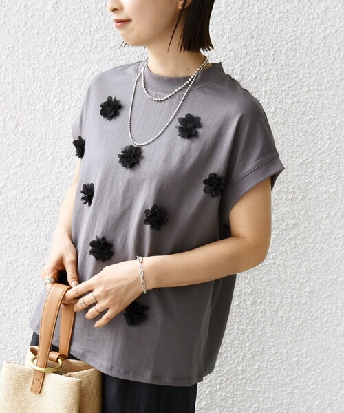 フローラル刺繍クルーネックTシャツ Amazon | [KumiModa] レディース Tシャツ 5分袖 レース 花柄