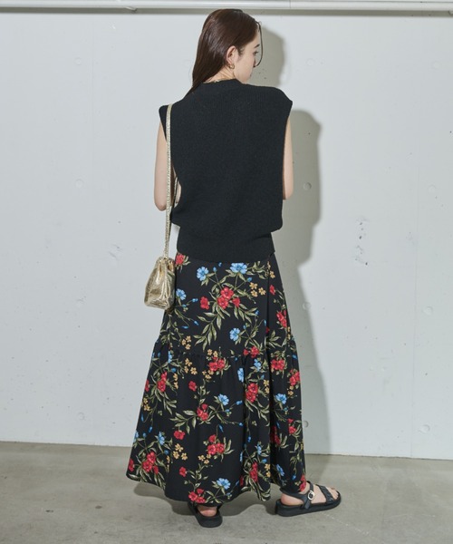 Shelly island（シェリーアイランド）の「フラワープリントティアードスカート（スカート・レディース・ホワイト/ブラック・FREE）」の13枚目の写真