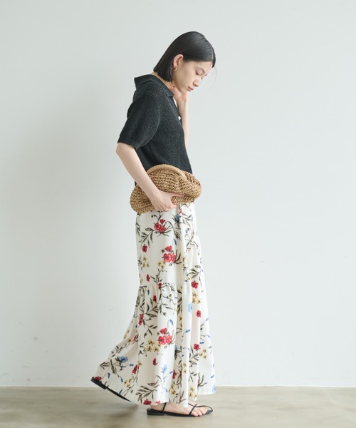 Shelly island（シェリーアイランド）の「フラワープリントティアードスカート（スカート・レディース・ホワイト/ブラック・FREE）」の15枚目の写真