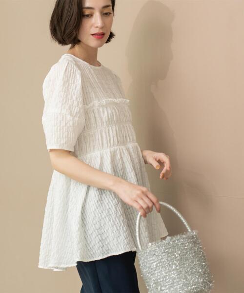 OPAQUE.CLIP（オペークドットクリップ）の「シャーリングペプラムブラウス【洗濯機洗い可】（シャツ/ブラウス・レディース・ホワイト/ブラック/ブルー・38/40/42）」の8枚目の写真