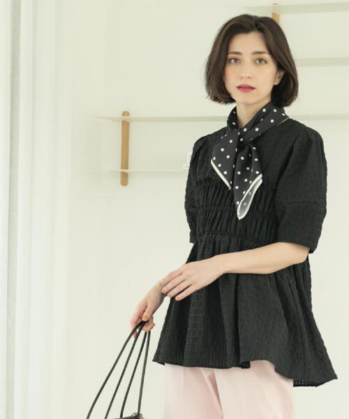 OPAQUE.CLIP（オペークドットクリップ）の「シャーリングペプラムブラウス【洗濯機洗い可】（シャツ/ブラウス・レディース・ホワイト/ブラック/ブルー・38/40/42）」の17枚目の写真