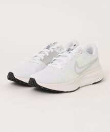 NIKE(iCL)́sNIKEtW NIKE RUN DEFY(Xj[J[)