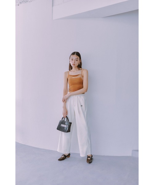 FURFUR(ファーファー)の「【USAGI ONLINE/ZOZOTOWN限定】サイドラインワイドスウェットパンツ(スウェットパンツ・レディース・チャコールグレー/ライトグレー/サックスブルー/アイボリー・FREE)」の9枚目の写真