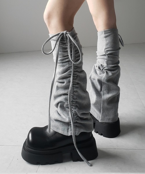 me+em select（ミームセレクト）の「【 ３color 】ストラップリボンサイドシャーリングレッグカバー ／ strap ribbon side shirring leg cover（レッグウォーマー・レディース・ブラック/グレー/ホワイト・FREE）」の20枚目の写真