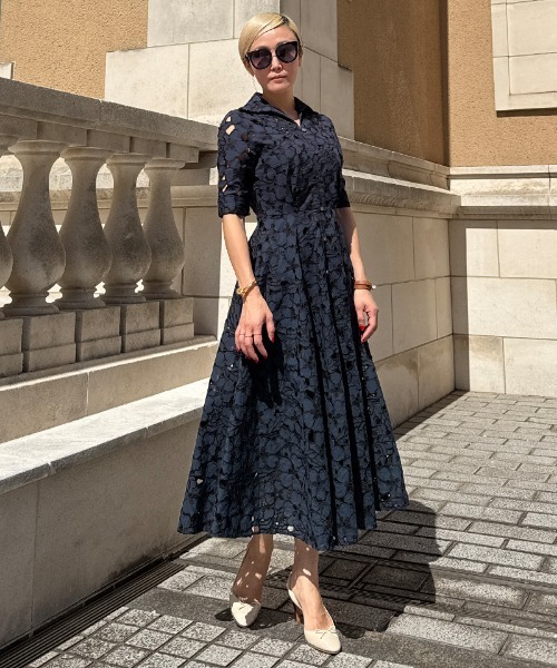 ⭐︎希少ロイヤルブルー　ジェンヌ完売品⭐︎JENNE 総刺繍ラグジュアリーワンピース ⭐︎希少ロイヤルブルー ジェンヌ完売品⭐︎JENNE 総刺繍