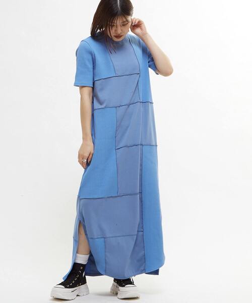 CONVERSE TOKYO(コンバーストウキョウ)の「【HL】PATCHWORK RIB DRESS(ワンピース・レディース・ホワイト/キャメル/ブラック/ブルー・FREE)」の4枚目の写真